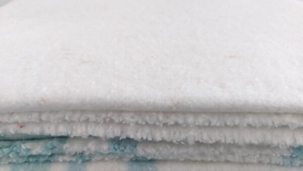 Manta de Yoga 100% Algodón para Meditación (Blanca con Líneas Azules) - Imagen 7